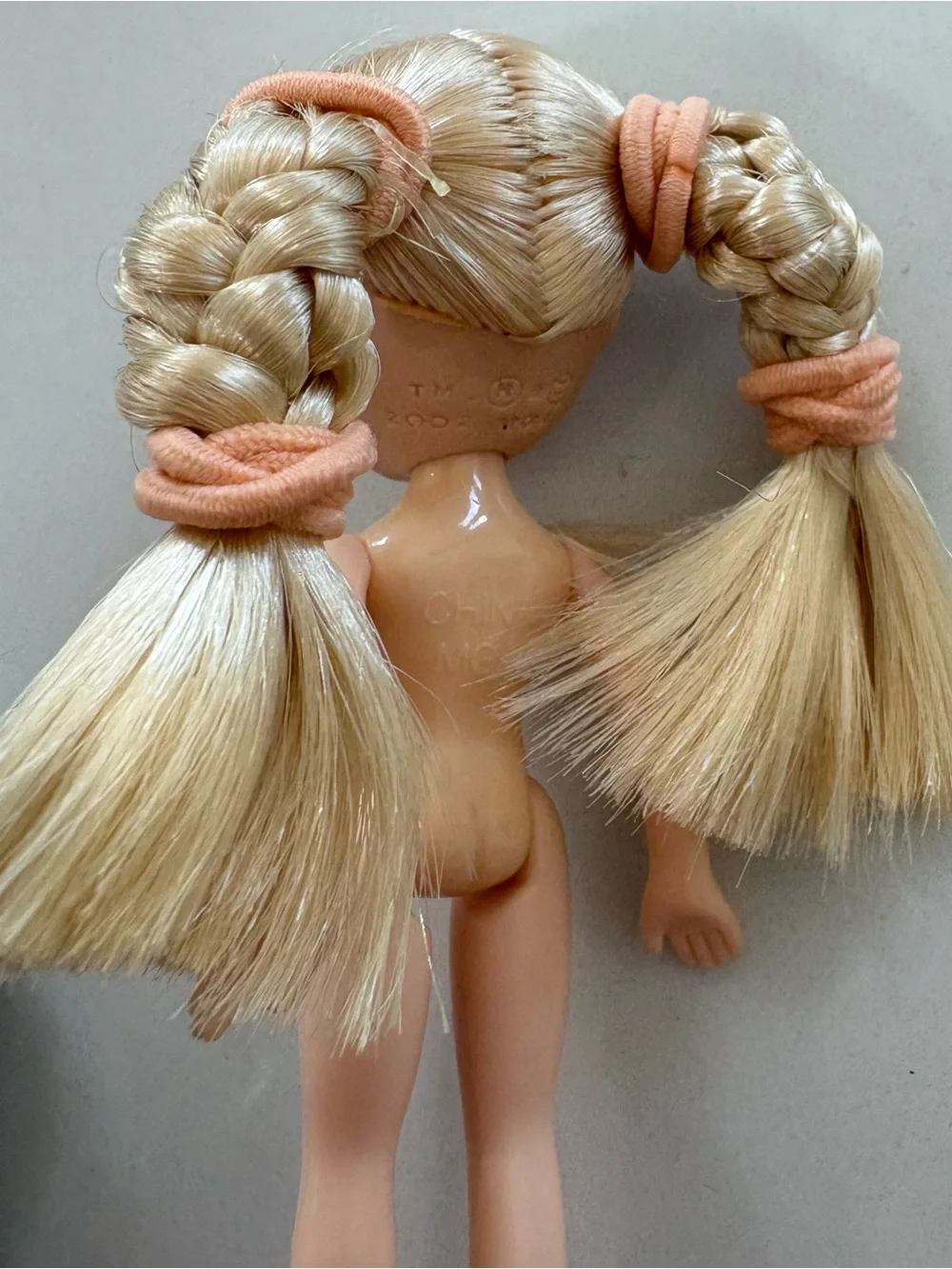Bratz Kidz Chloe 4” Mini Doll MGA 2002 Blonde Pigtails Blue Fuzzy Dress